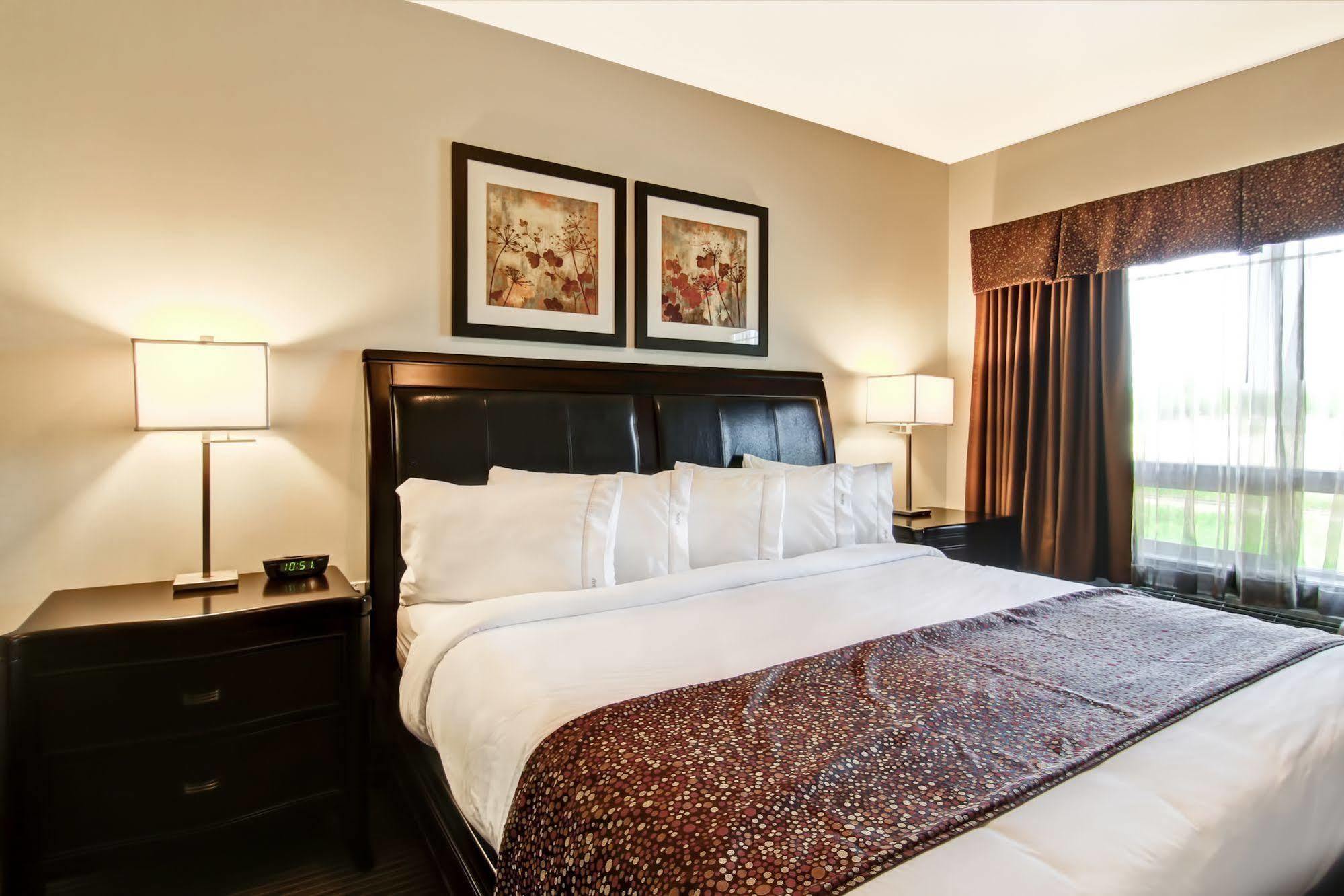 Canalta Hotel Tisdale Extérieur photo